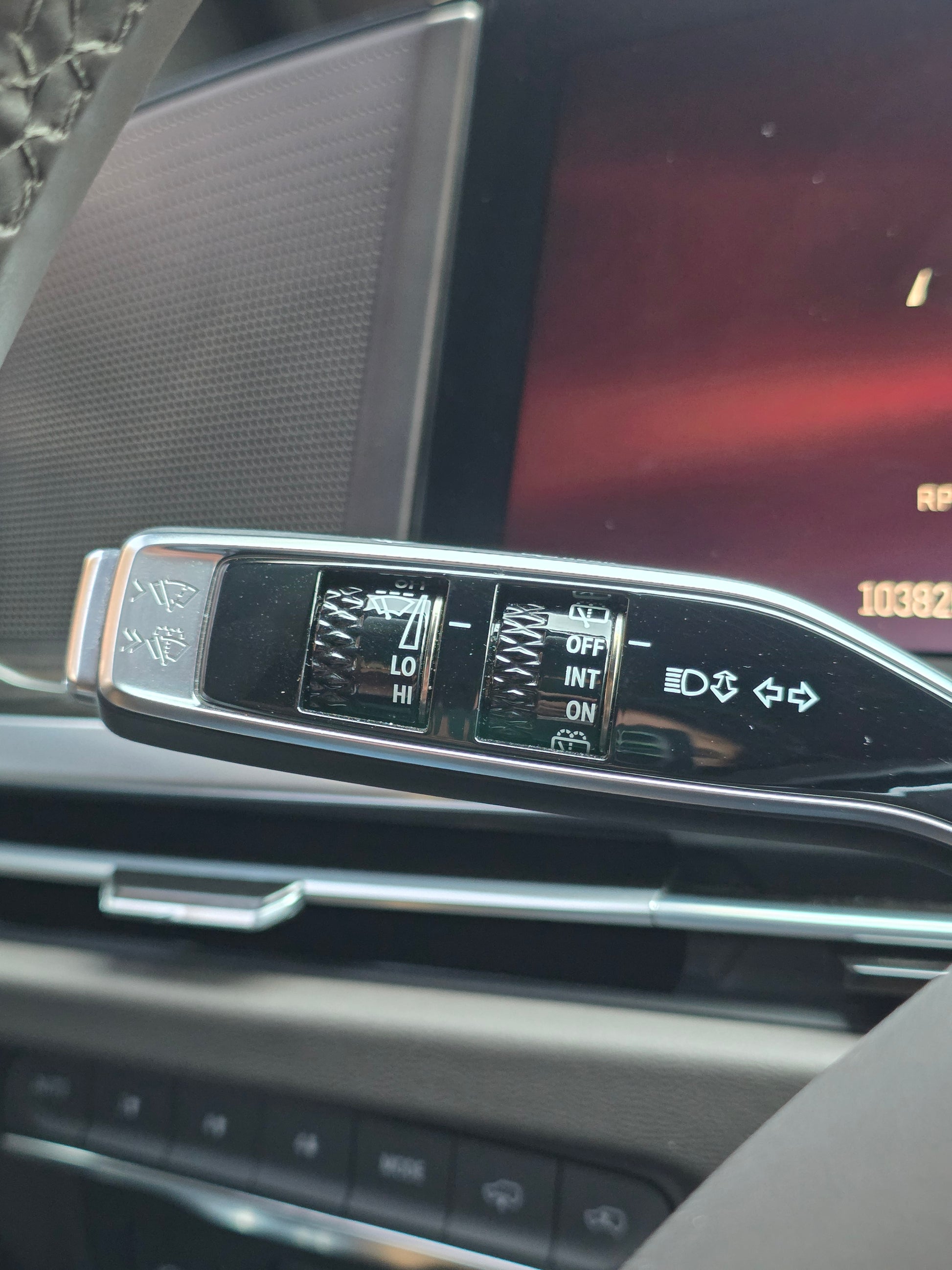 Cadillac Escalade SUV 600 2025