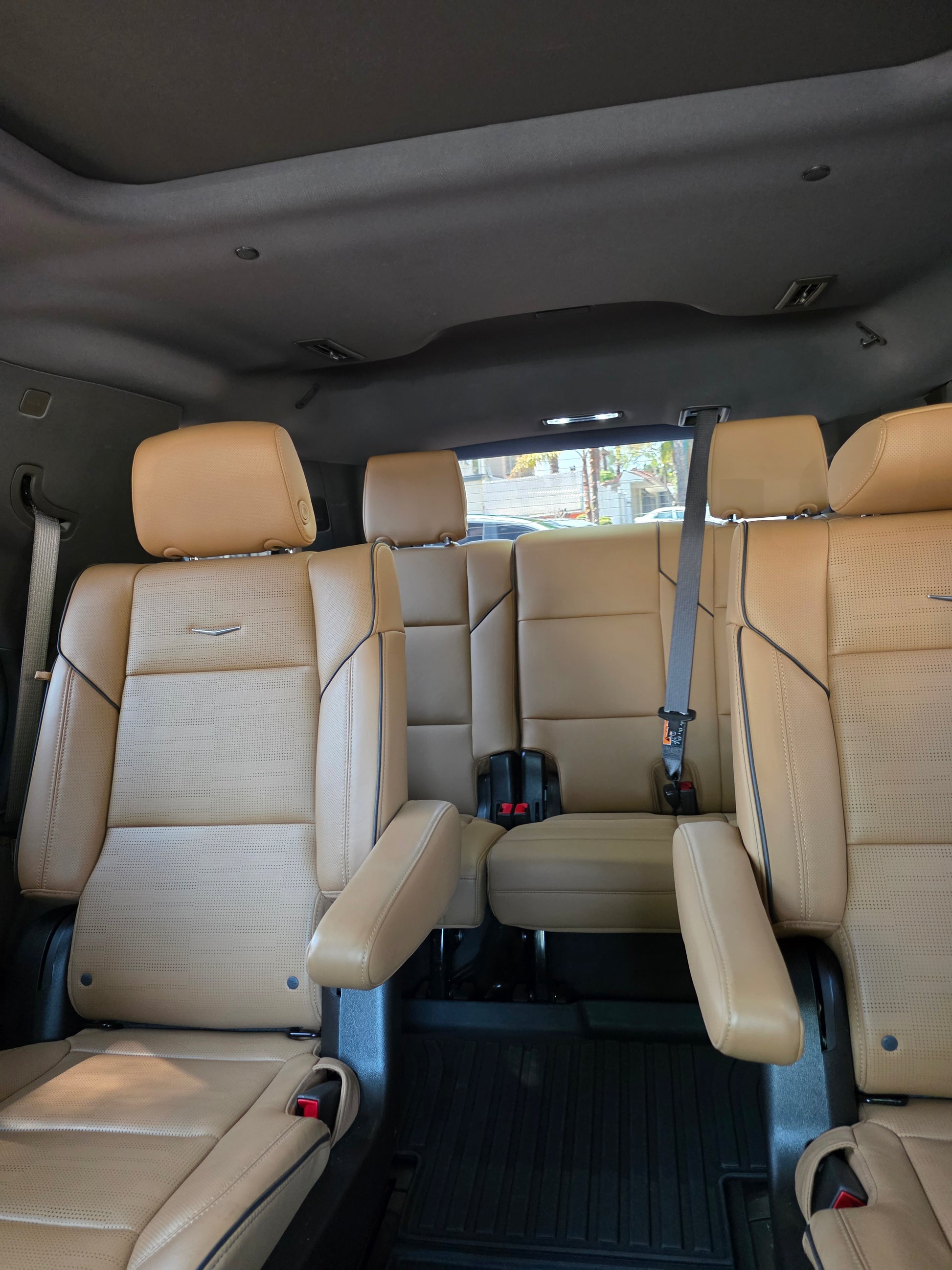 Cadillac Escalade SUV 600 2025