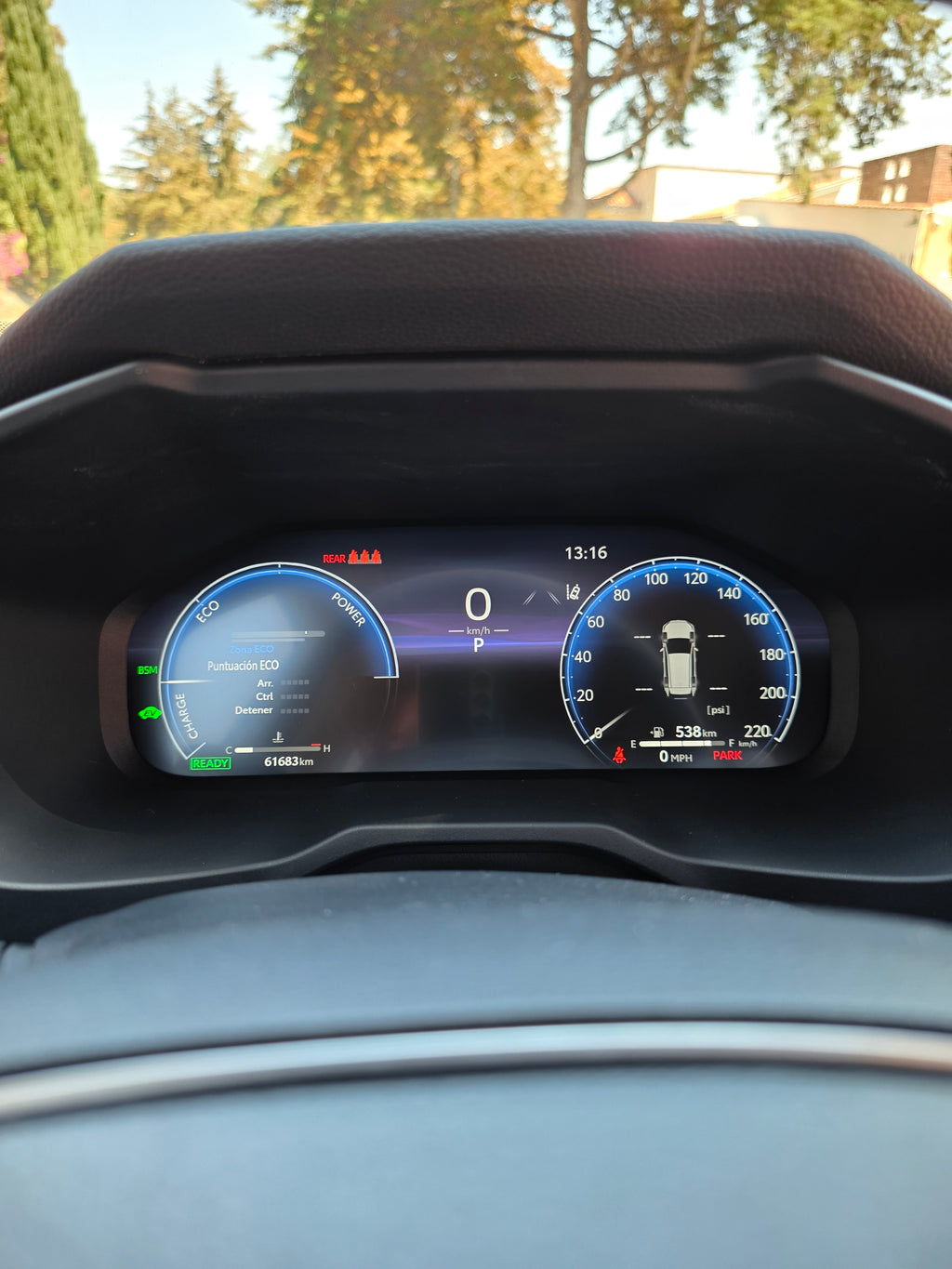 Toyota RAV4 Limited Hybrid 2023