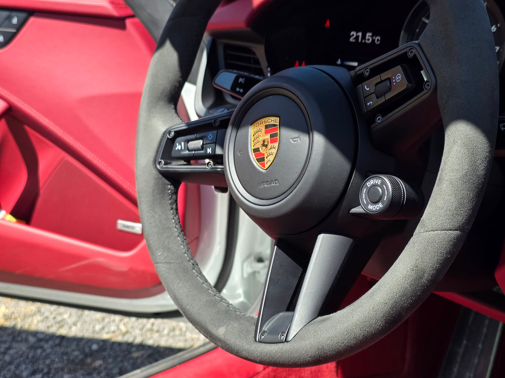 Porsche 911 Targa 4 GTS 2024