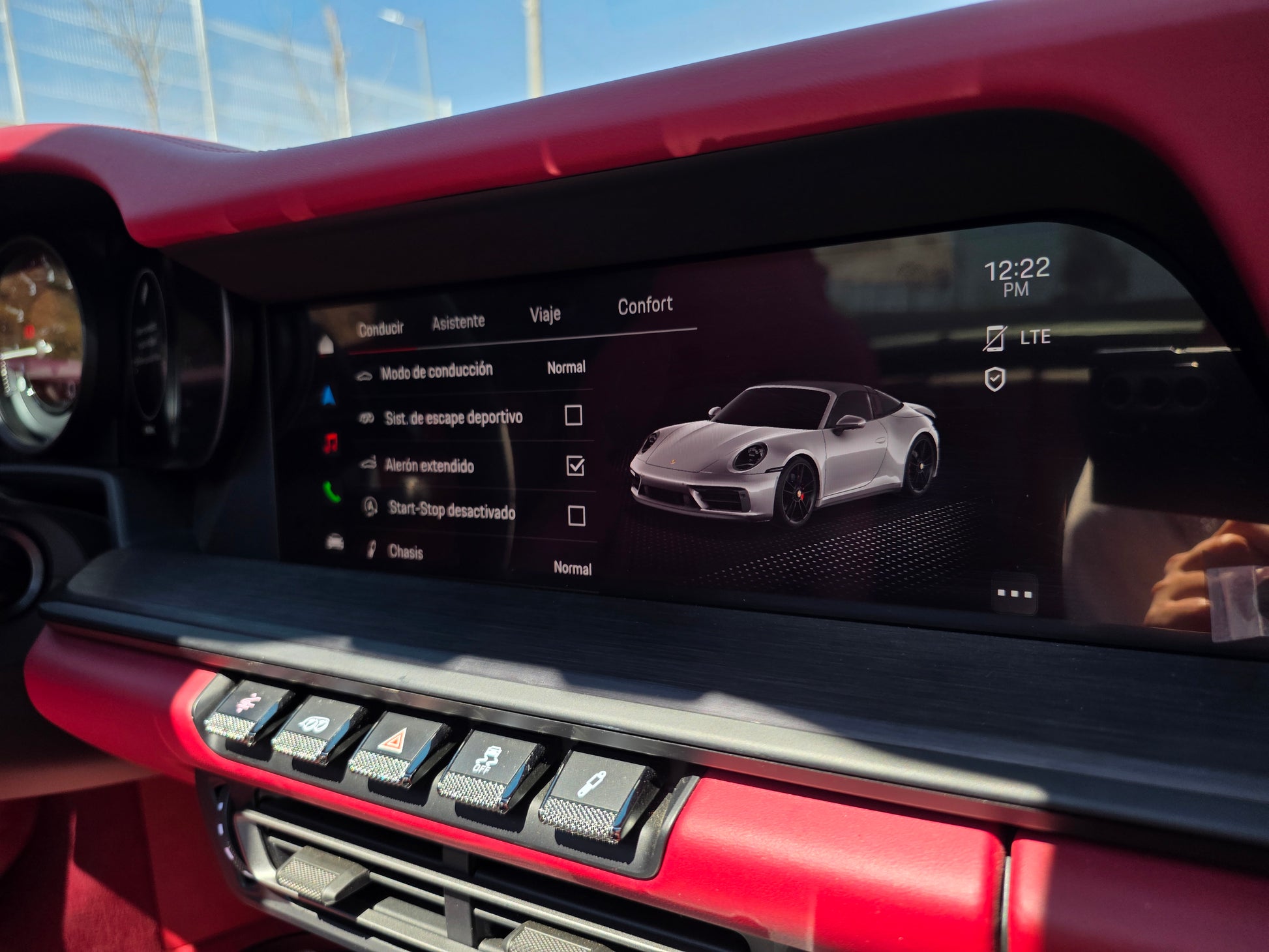 Porsche 911 Targa 4 GTS 2024