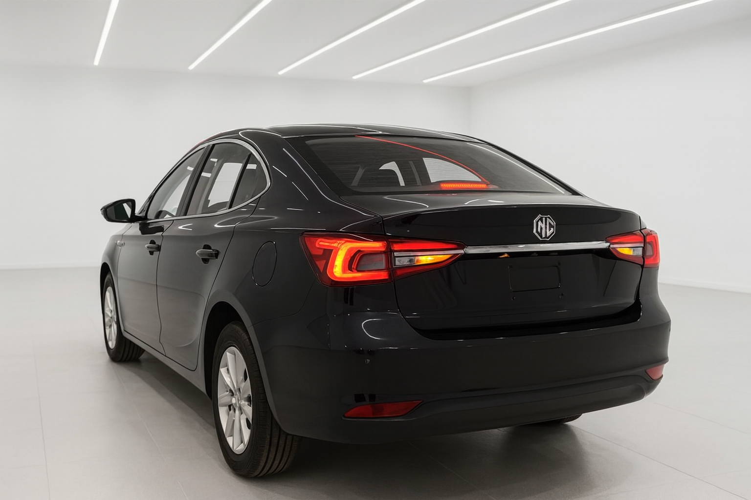 Mg 5 1.5l Excite 2024 Automatico Negro