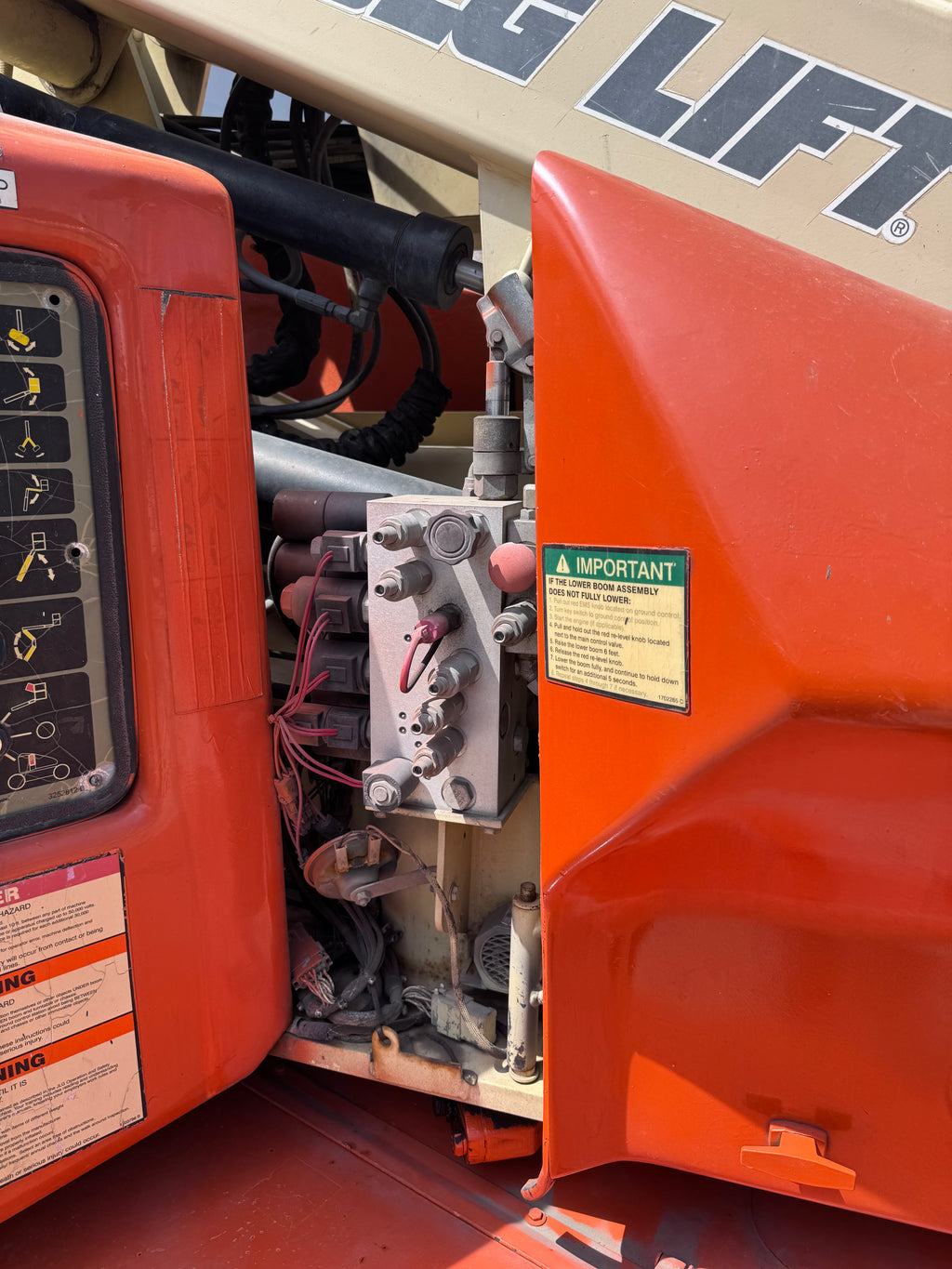 JLG E450A