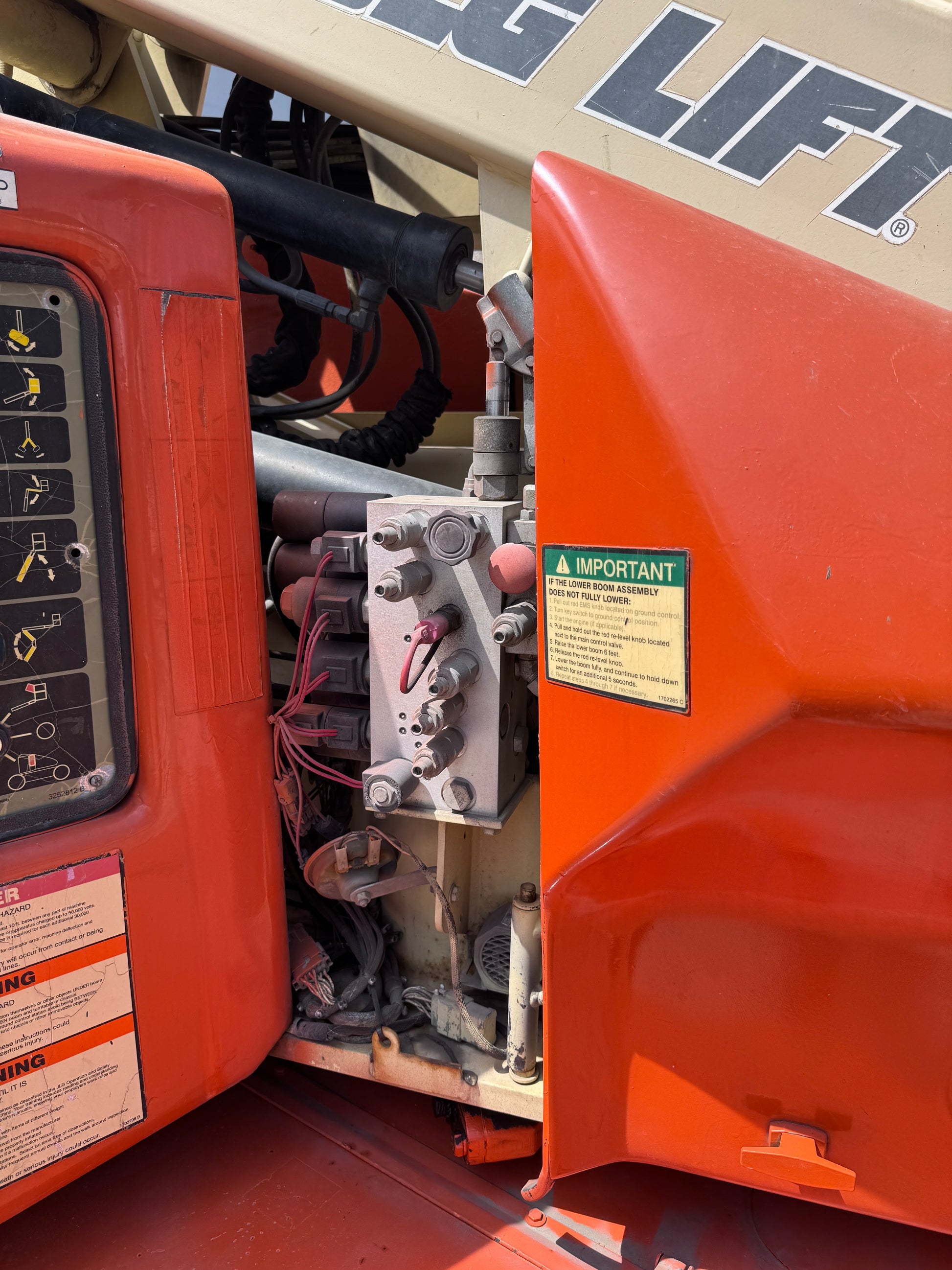 JLG E450A