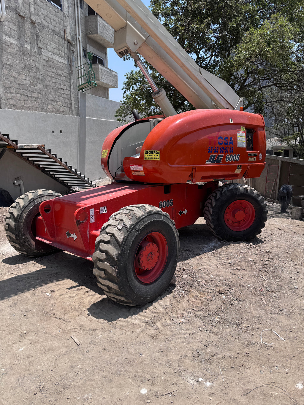 JLG 600S