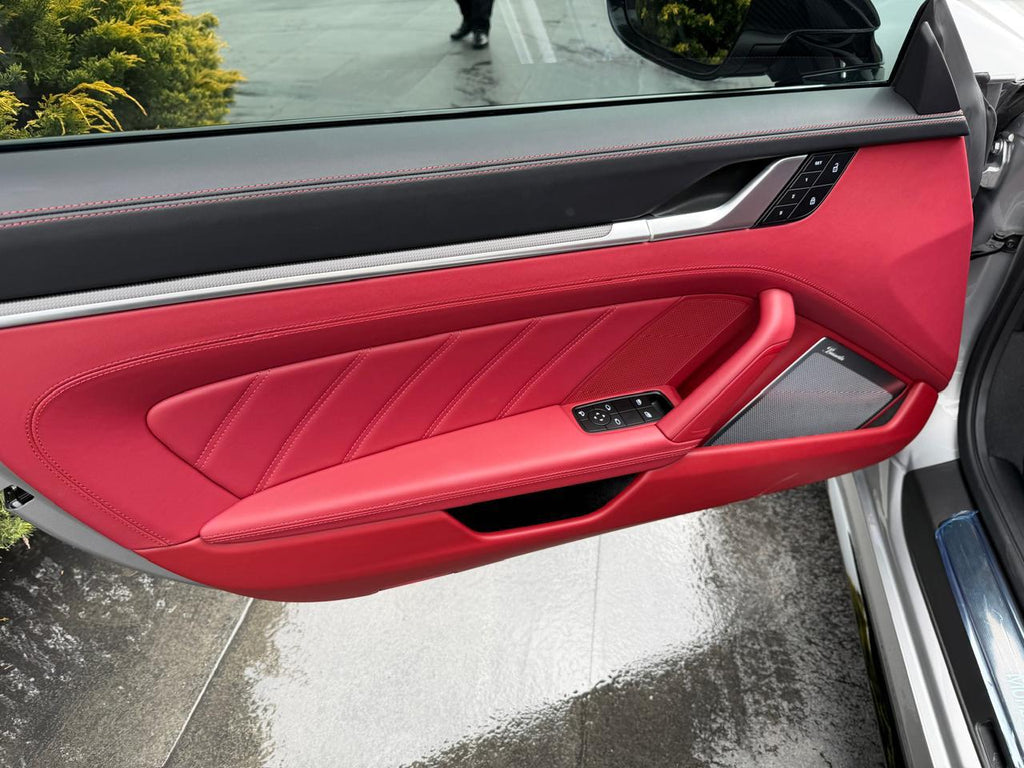 Porsche 911 Turbo S (992)