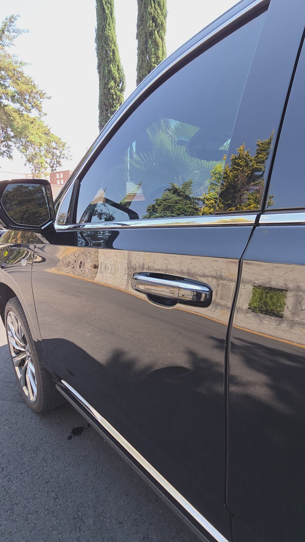 Cadillac Escalade SUV 600 2025